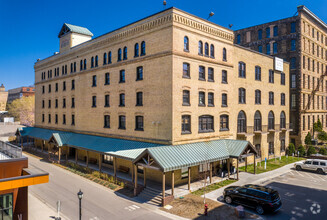 333 N Washington Ave, Minneapolis, MN for rent Building Photo- Image 1 of 7