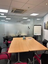 63-65 Bretonside, Plymouth to rent Interior Photo- Image 1 of 6