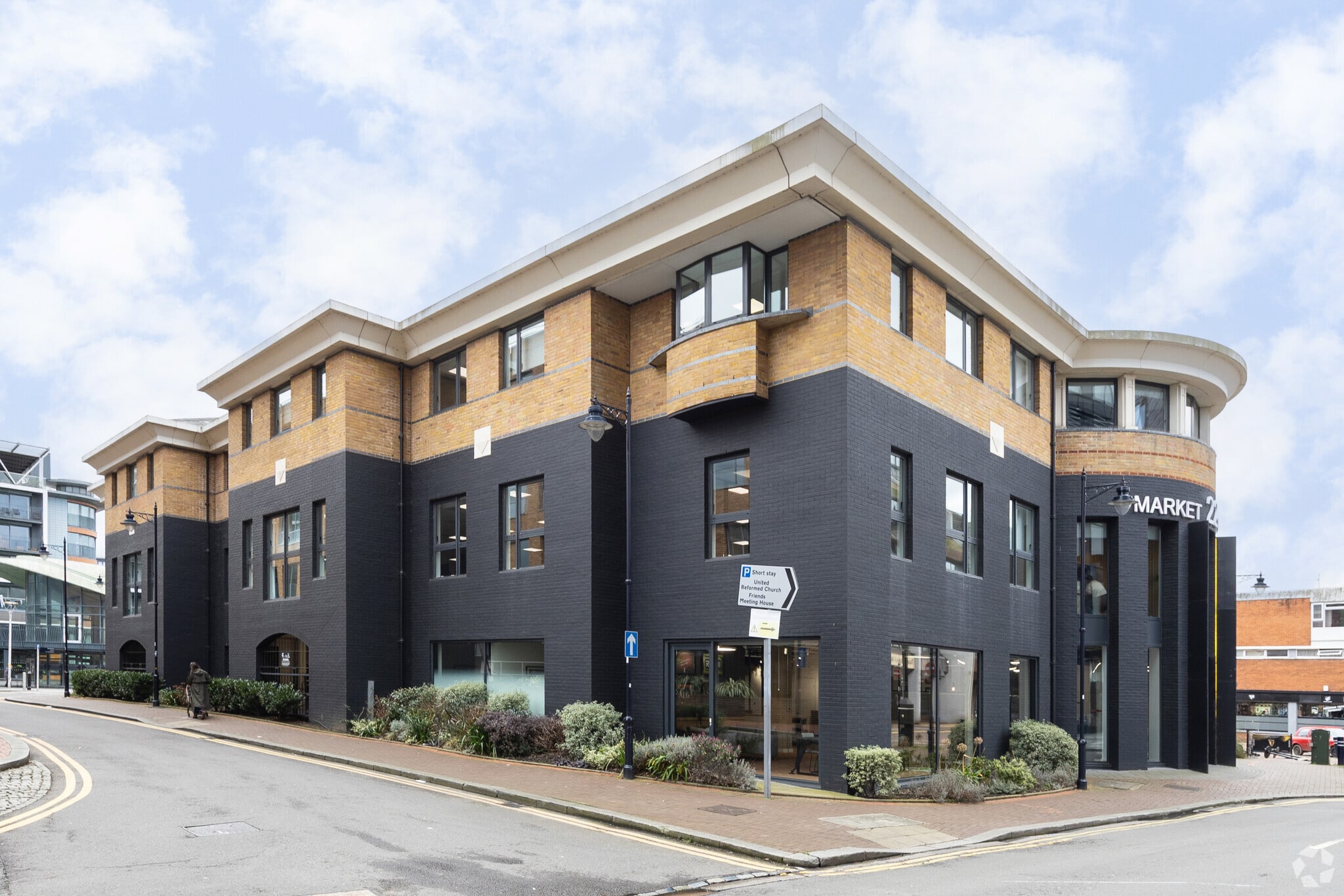 22-32 Market St, Maidenhead for sale Primary Photo- Image 1 of 1