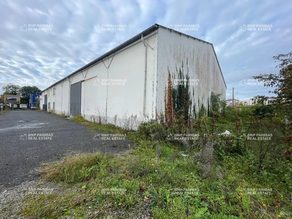 Vente Local d'activités 1 052 m² - Photo 1