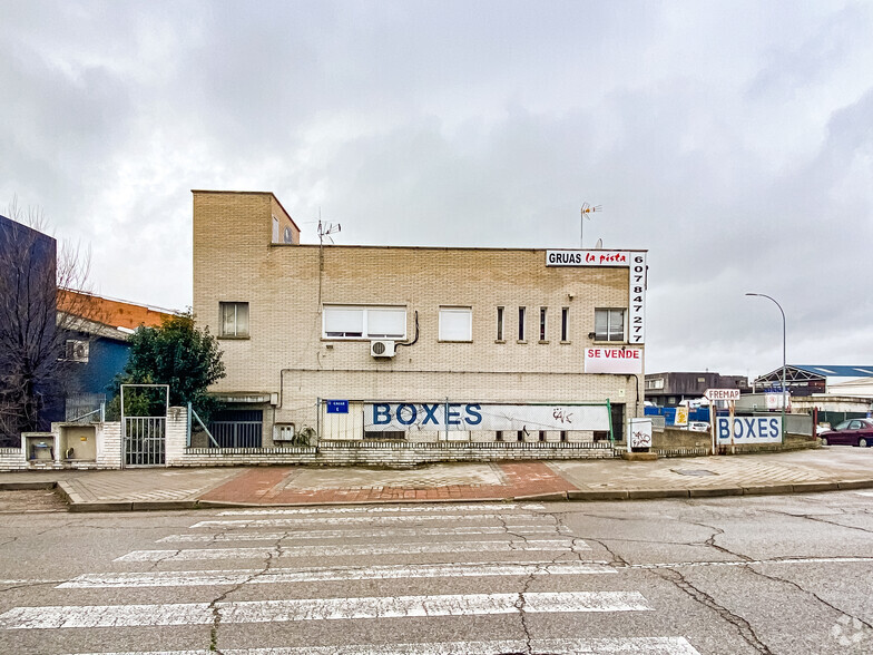 Calle Cámara de la Industria, Móstoles, Madrid for sale - Building Photo - Image 2 of 2