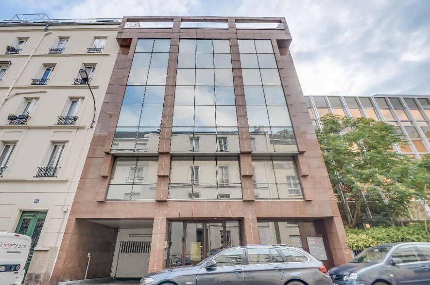 18 Rue Trézel, Levallois-Perret to rent - Building Photo - Image 1 of 15
