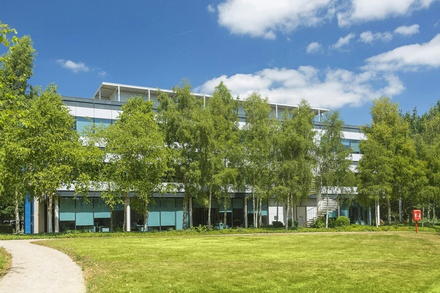 200 Longwater Ave, Reading to rent - Building Photo - Image 1 of 7