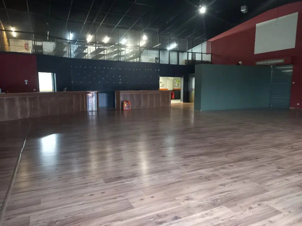 Vente Local d'activités 1 257 m² - Photo 1