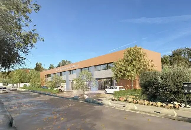 Retail in Roquevaire to rent - Building Photo - Image 2 of 5