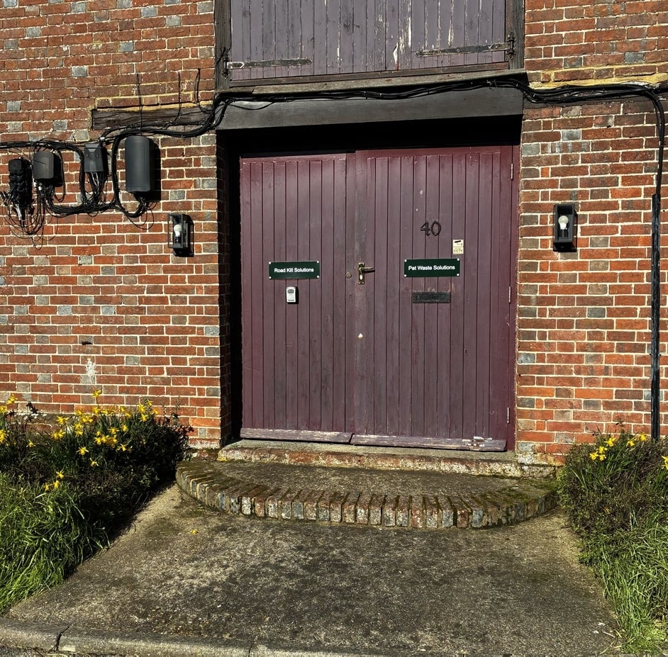 Vinehall Rd, Mountfield to rent Building Photo- Image 1 of 4