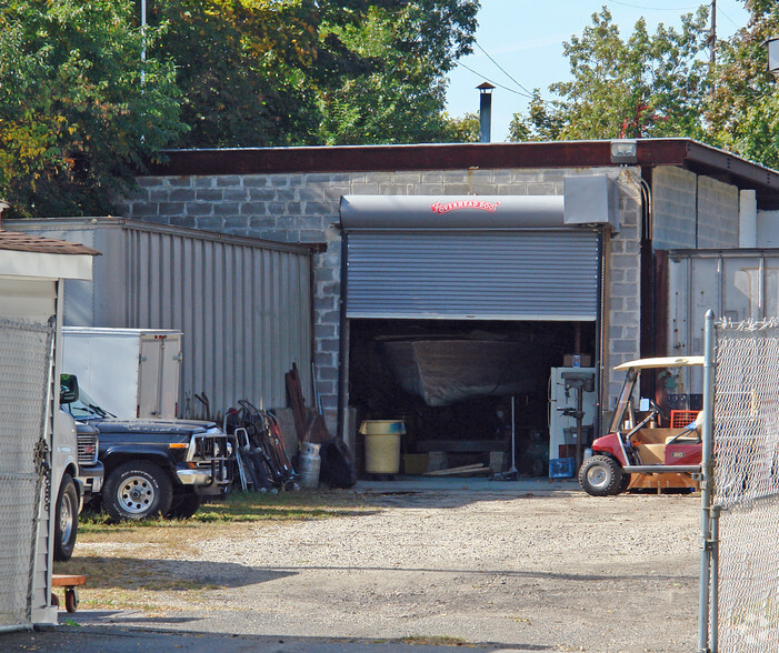 174 Greeley Ave, Sayville, NY for sale - Primary Photo - Image 1 of 1