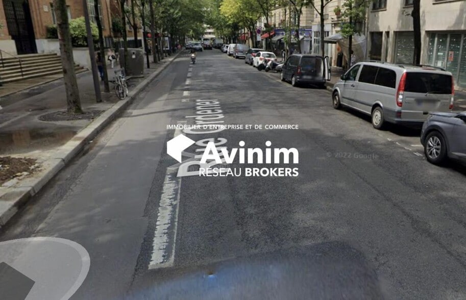Retail in Paris to rent - Building Photo - Image 2 of 2