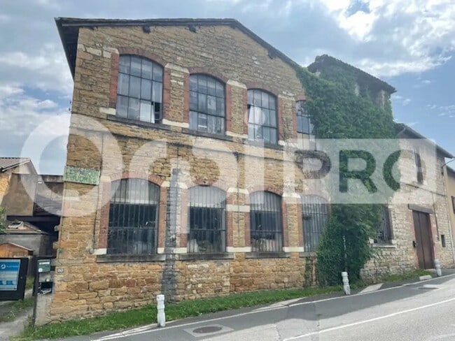 Vente Local d'activités 700 m²