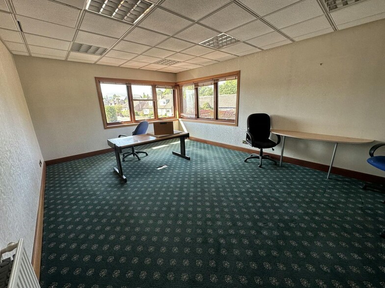 30A Hunter St, Auchterarder to rent - Building Photo - Image 3 of 14