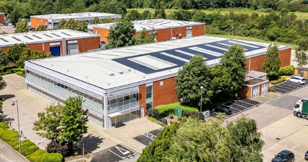 Centennial Av, Elstree for sale - Building Photo - Image 1 of 1