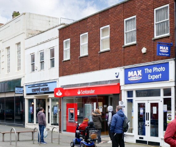 61 Hamilton Rd, Felixstowe for sale Primary Photo- Image 1 of 1