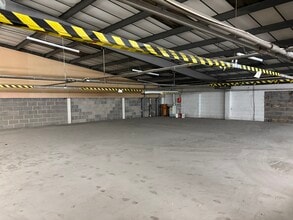 20A-20C Trusham Rd, Exeter to rent Interior Photo- Image 2 of 5