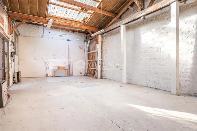 Retail in Paris for sale - Interior Photo - Image 3 of 12