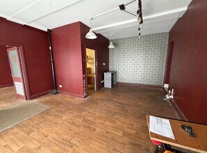 18 Shropshire St, Market Drayton to rent Interior Photo- Image 2 of 4