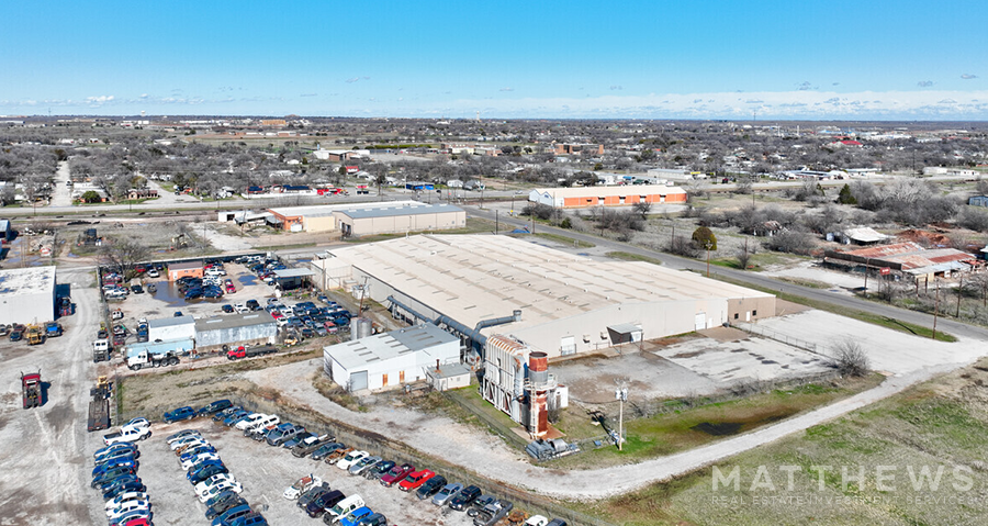 BEVERLY INDUSTRIAL PORTFOLIO portfolio of 3 properties for sale on LoopNet.co.uk - Building Photo - Image 1 of 6