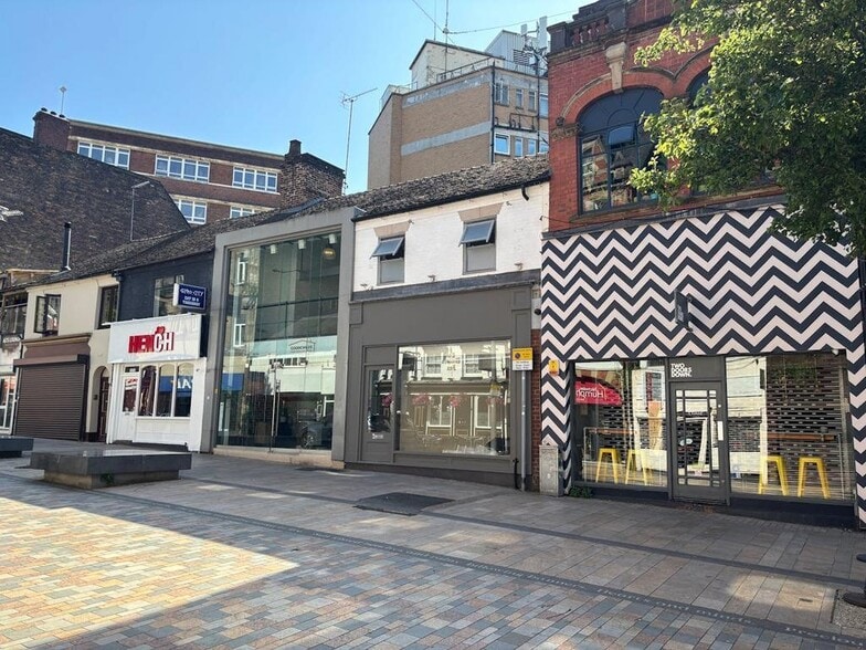 29 Piccadilly, Stoke On Trent to rent - Building Photo - Image 2 of 14