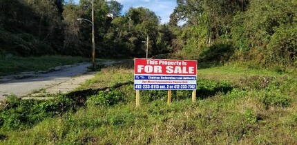 Lincoln Way, Clairton, PA for sale Primary Photo- Image 1 of 2