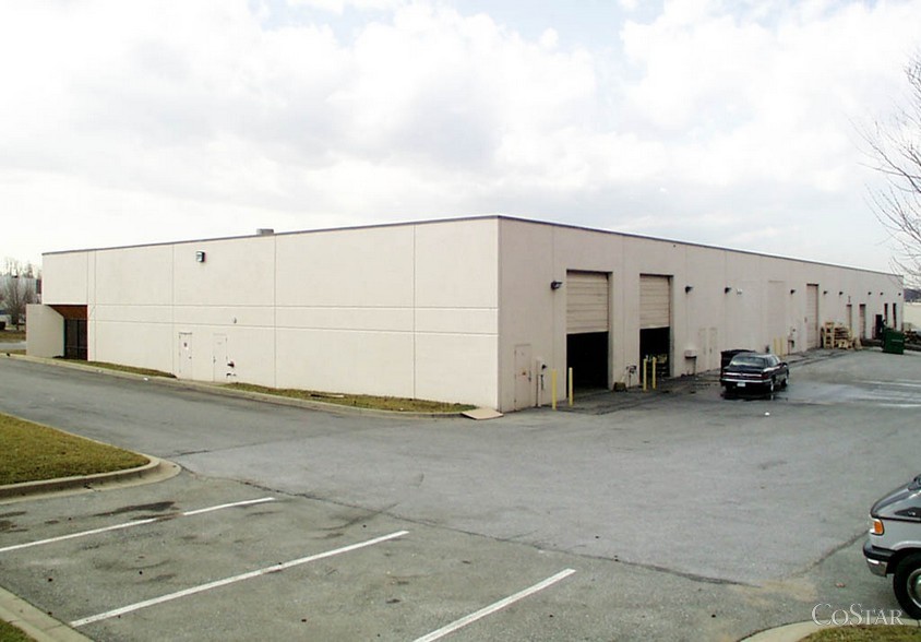 3309-3311 Hubbard Rd, Landover, MD for sale - Building Photo - Image 3 of 3