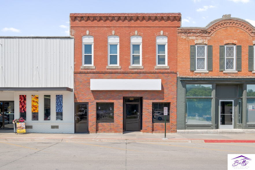 203 Main St, Louisville, NE for rent - Building Photo - Image 3 of 3