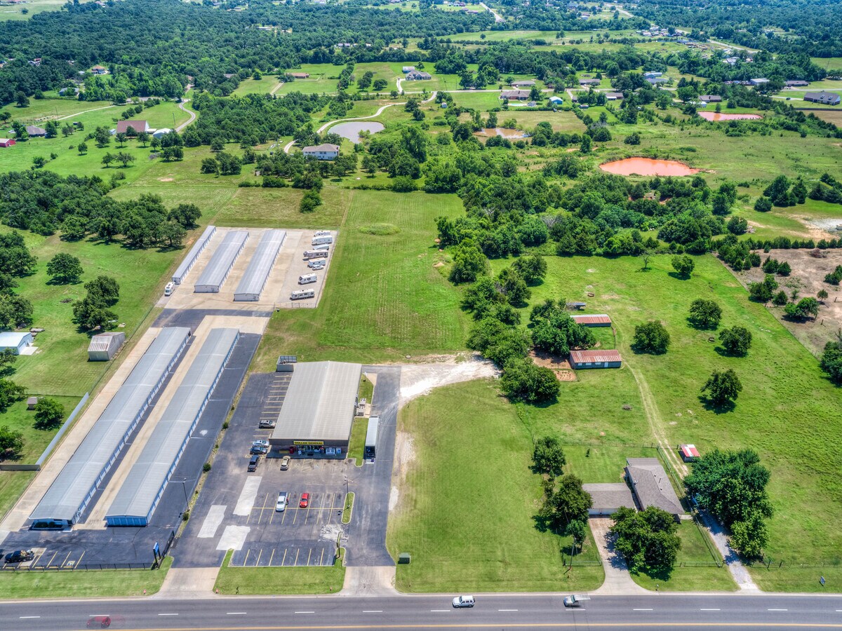 S Harrah Road, Harrah, OK 73045 UK