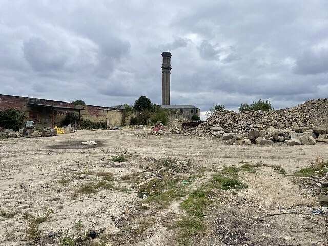 20 Scotchman Rd, Bradford to rent Primary Photo- Image 1 of 2