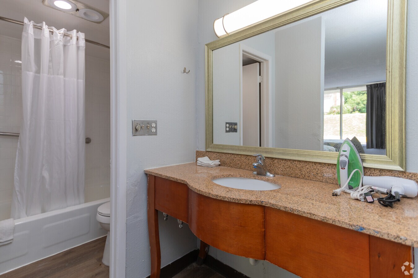 DualBranded Motel 6 & Studio 6 Suites Wytheville, VA for Sale