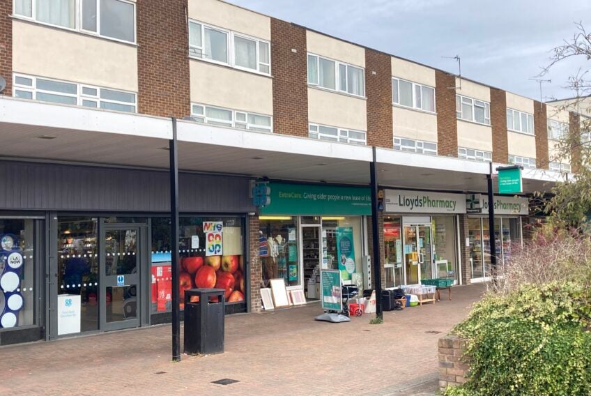 23 Jansel Sq, Aylesbury for sale Building Photo- Image 1 of 1