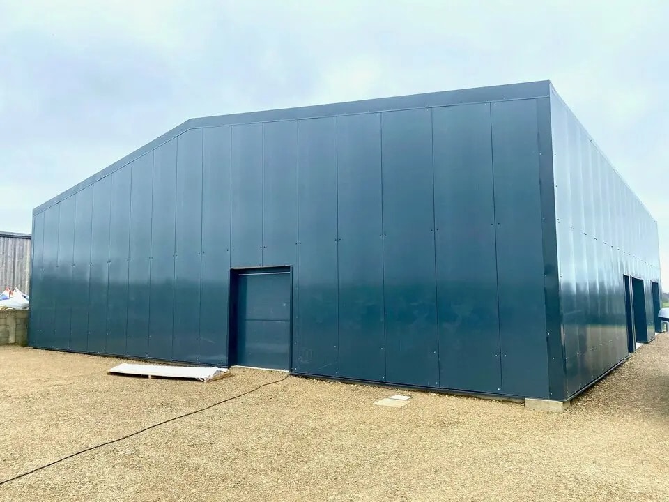 Vente Local d'activités 390 m² - Photo 1