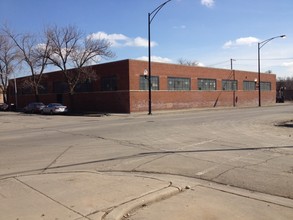 319 N Kedzie Ave, Chicago, IL for sale Building Photo- Image 1 of 1