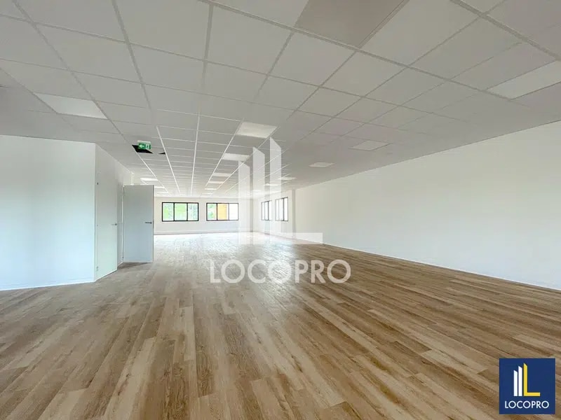 480 Route De Berre, Éguilles for sale Interior Photo- Image 1 of 6