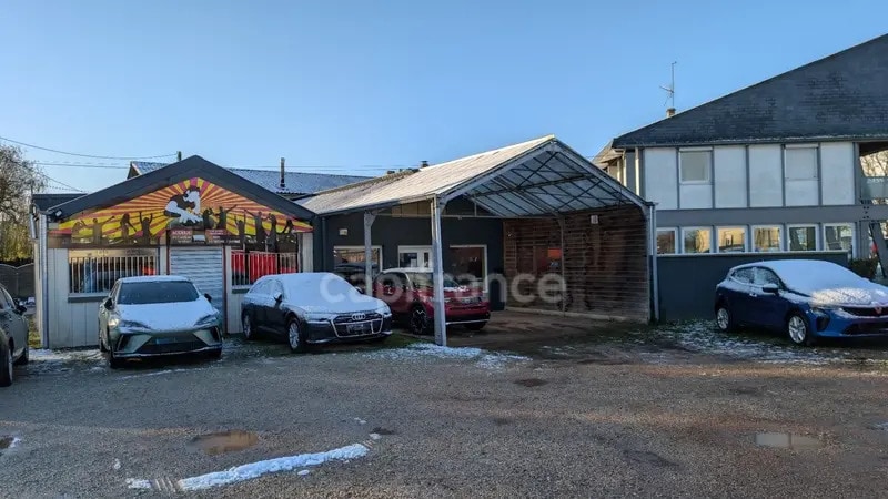 Vente Local d'activités 440 m² - Photo 1