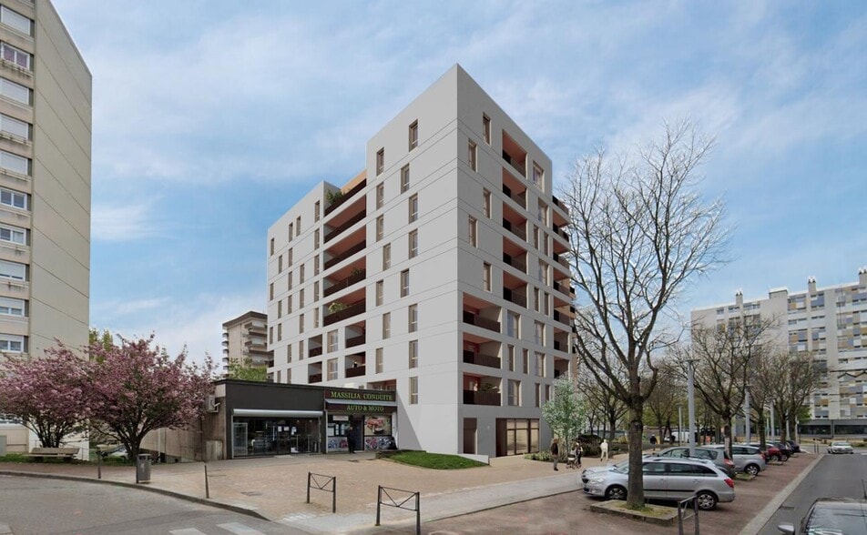 28 Avenue De L'Europe, Rillieux-la-Pape to rent - Building Photo - Image 3 of 3
