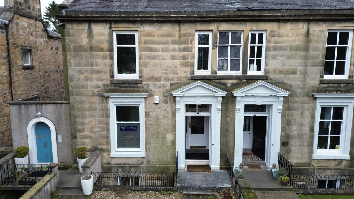 12 Pitt Ter, Stirling to rent Building Photo- Image 1 of 3