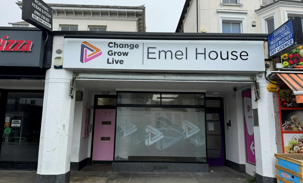 30-32 Teville Rd, Worthing to rent - Building Photo - Image 1 of 3