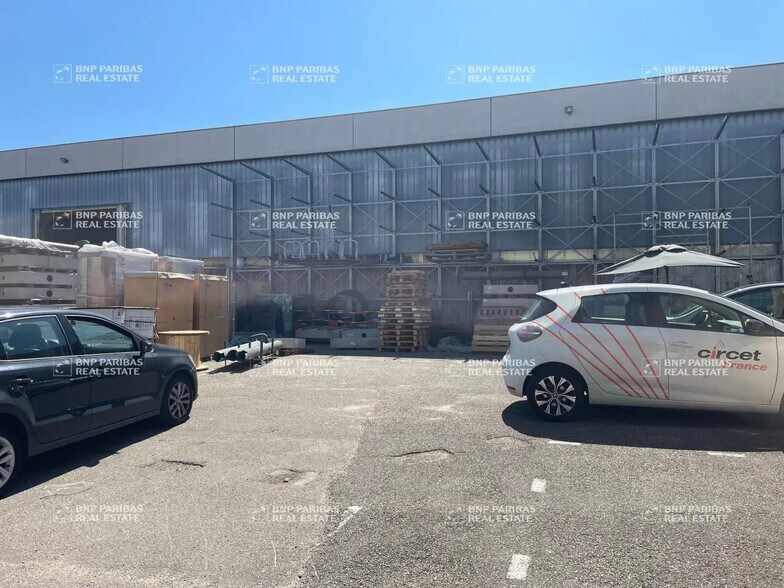 42 Avenue Du Progrès, Chassieu to rent - Building Photo - Image 3 of 26