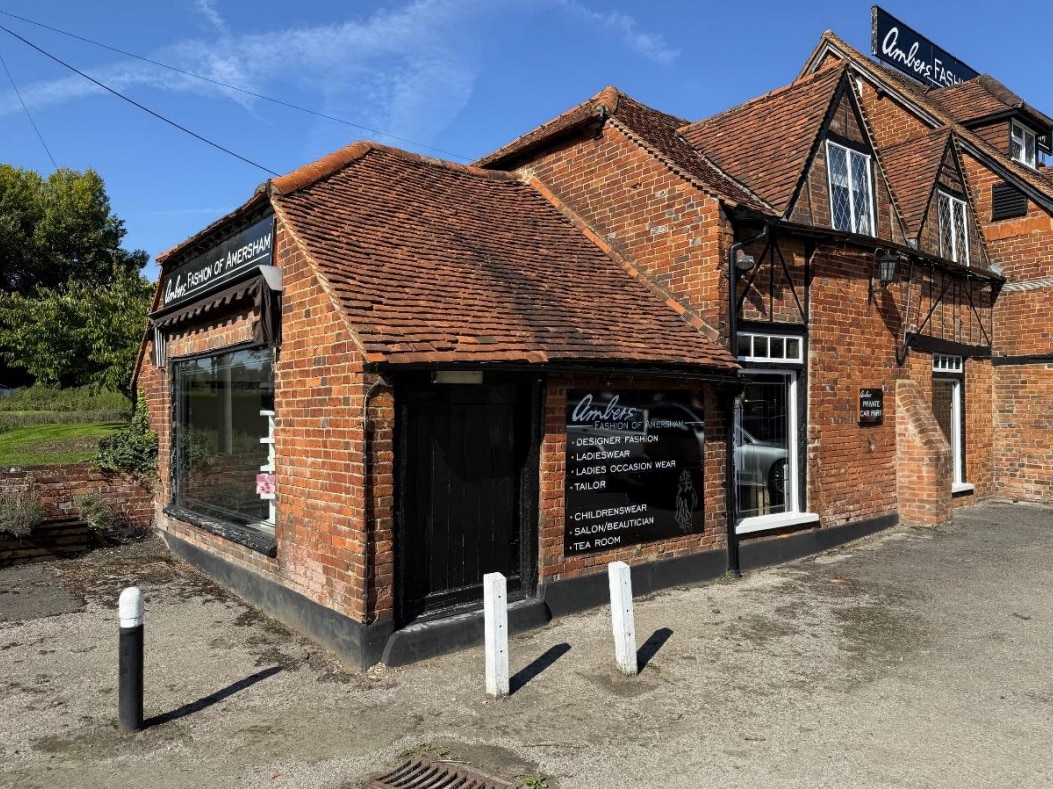 Ambers, The Millstream, London Road, Amersham to rent Building Photo- Image 1 of 5