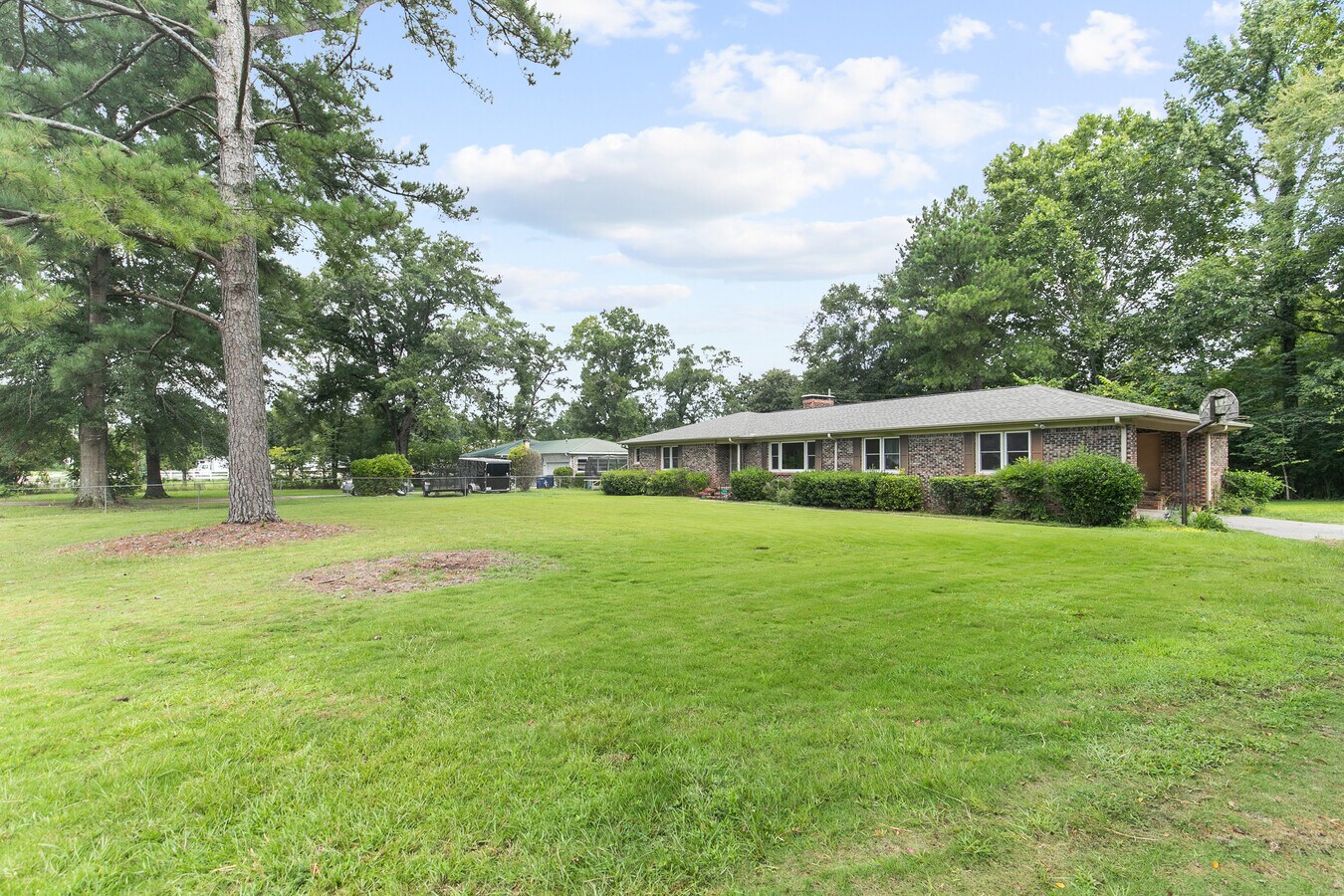 2025 Butler Rd, Alabaster 35007 Light Industrial for Sale