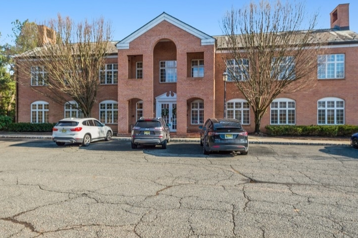 372 Route 22 West, Whitehouse Station, NJ for sale - Building Photo - Image 1 of 40