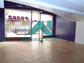 Retail in Cáceres, Cáceres to rent Interior Photo- Image 1 of 10