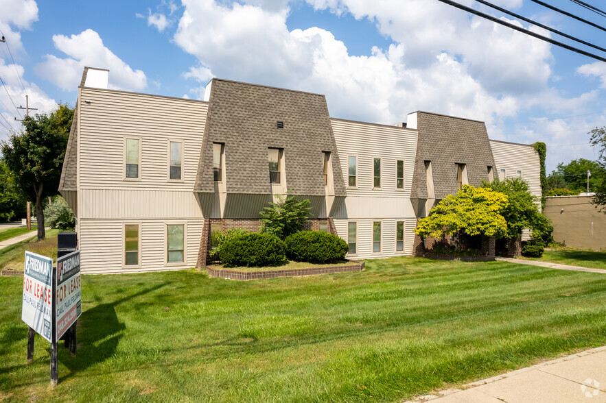 22511 Telegraph Rd, Southfield, MI for rent - Building Photo - Image 1 of 5