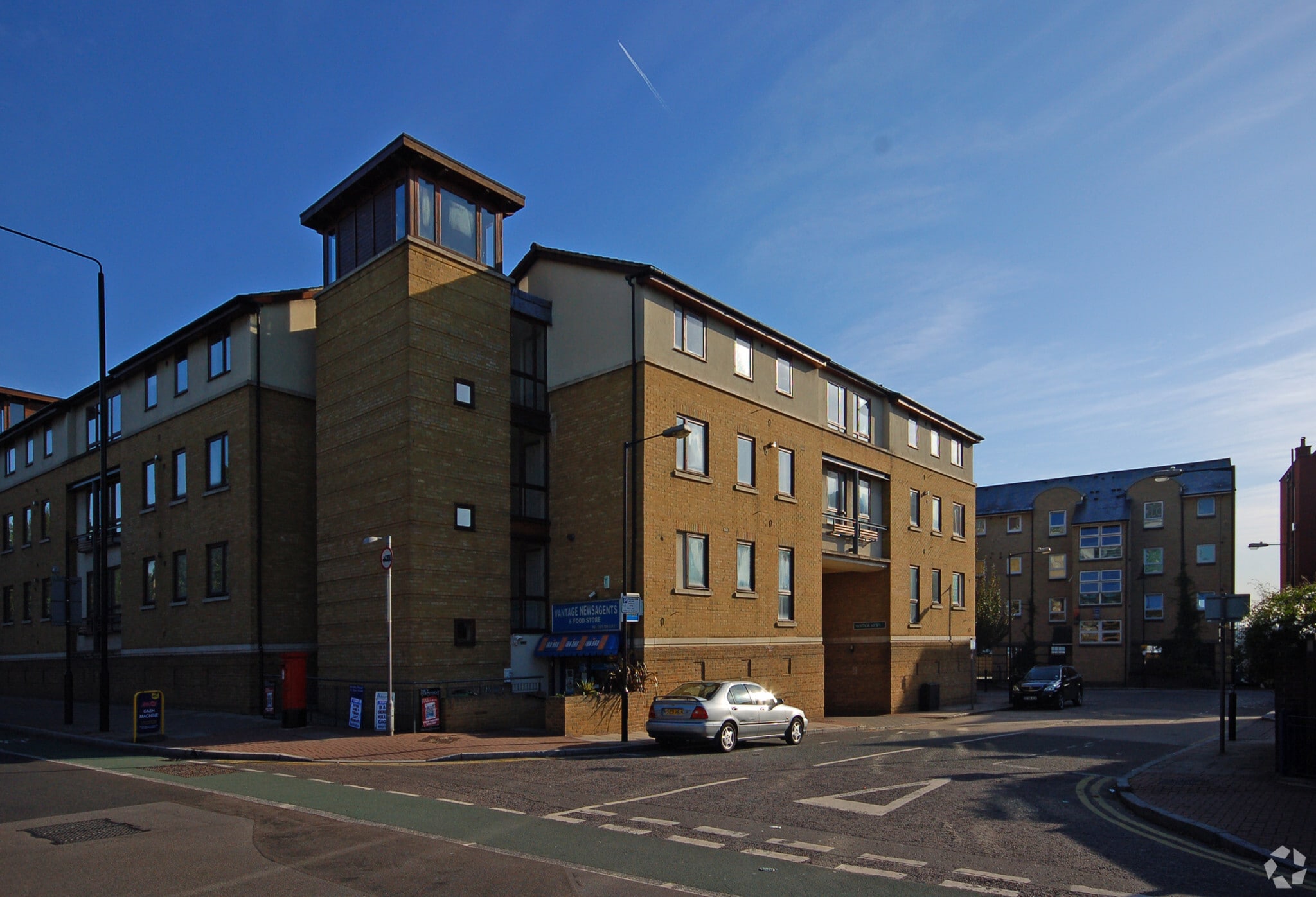 69 Prestons Rd, London for sale Primary Photo- Image 1 of 1