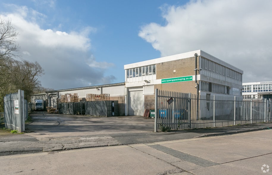 11 Brookgate, Bristol for sale - Primary Photo - Image 1 of 1