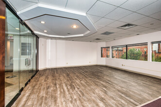 330 Main St, Hartford, CT for rent Interior Photo- Image 1 of 5