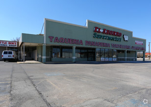 711-759 N Main St, Cleburne, TX for sale Primary Photo- Image 1 of 1