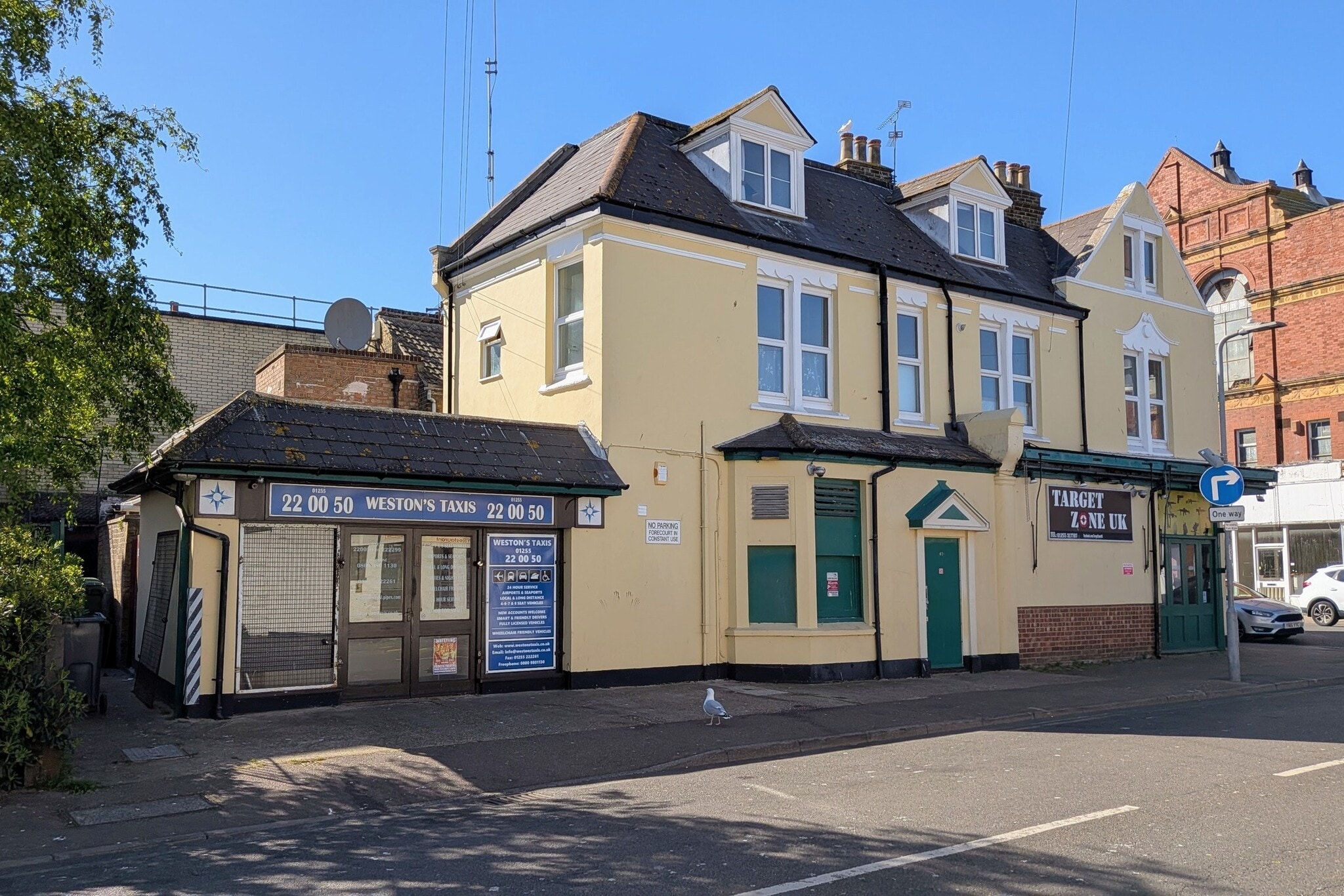 43 Rosemary Rd, Clacton On Sea for sale Building Photo- Image 1 of 12