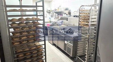 Retail in Boadilla del Monte, Madrid to rent Interior Photo- Image 2 of 5