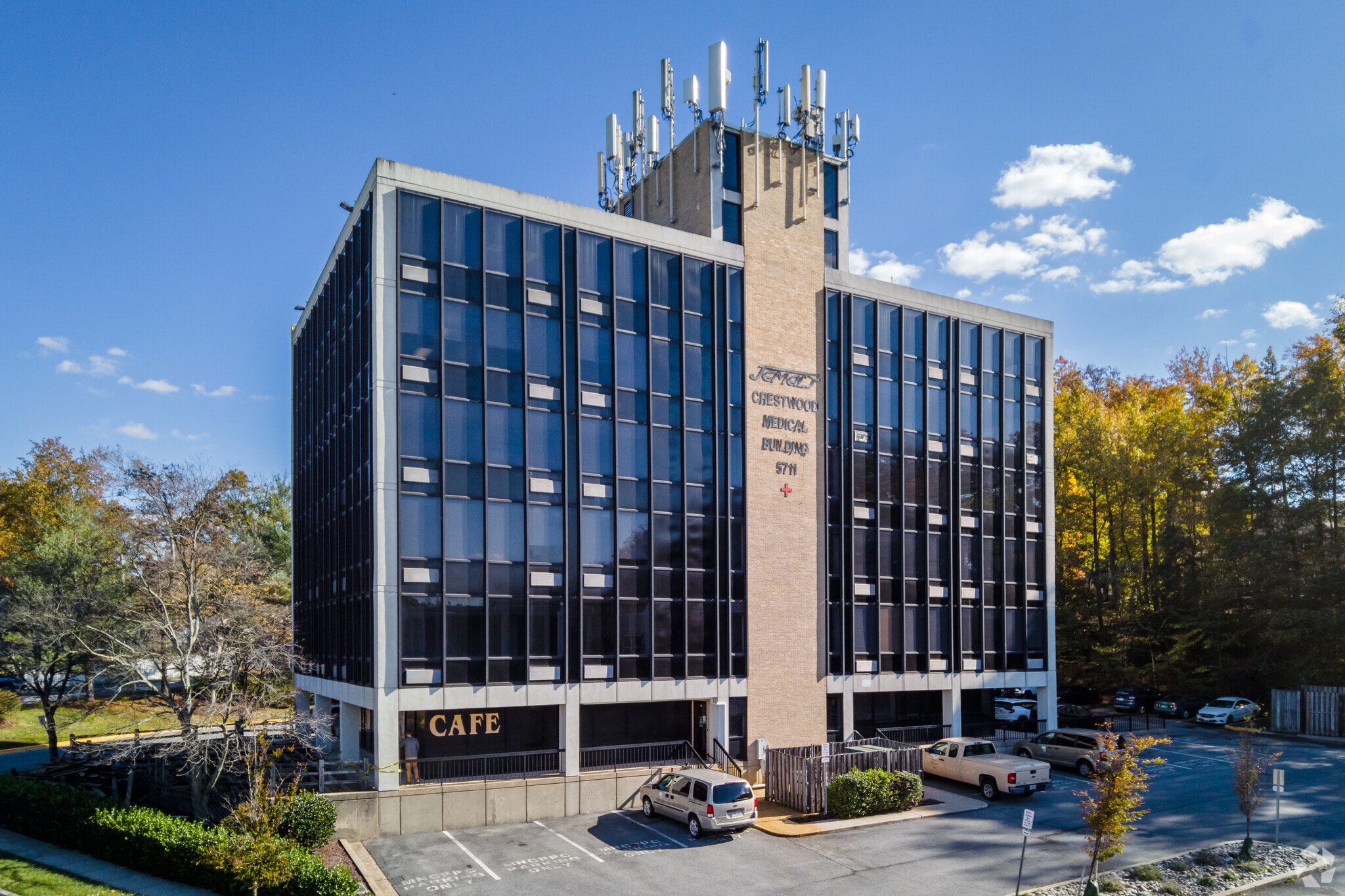 5711 Sarvis Ave, Riverdale, MD to rent Primary Photo- Image 1 of 8