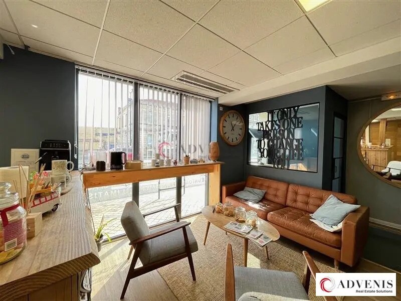 Office in Bordeaux to rent Interior Photo- Image 1 of 13