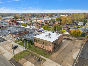 22777 Kelly Rd, Eastpointe, MI for rent Building Photo- Image 1 of 3